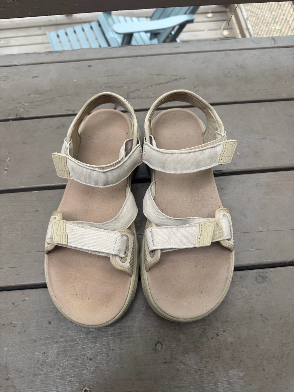 Men’s Tevas Sandals Size 11